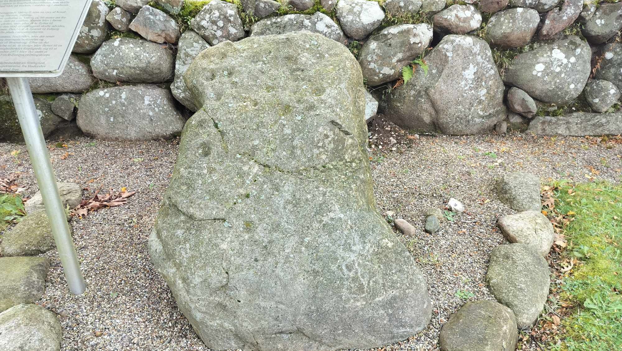 skålsten øster lindet